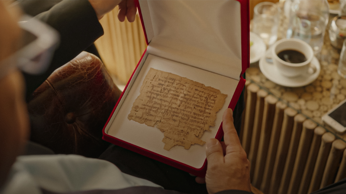 שודדי עתיקות? זה עדיין קיים, בחיים האמיתיים | צפו