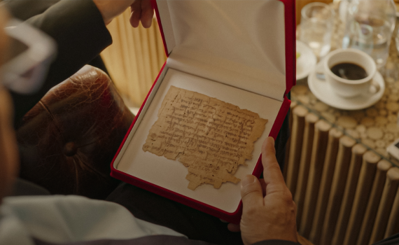 שודדי עתיקות? זה עדיין קיים, בחיים האמיתיים | צפו