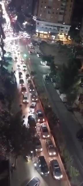 כאוס בדאחייה: אלפי לבנונים ברחו מביירות | צפו