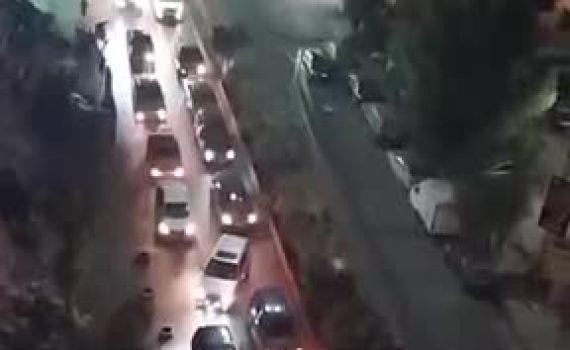 כאוס בדאחייה: אלפי לבנונים ברחו מביירות | צפו