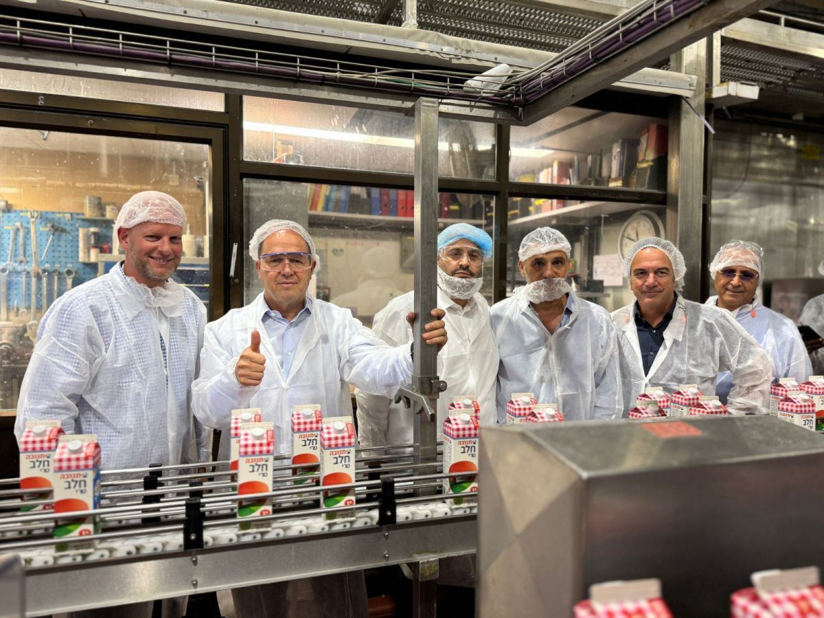 ברקת במחלבה ברחובות: "אין מחסור במוצרי חלב, המשק כרגיל"