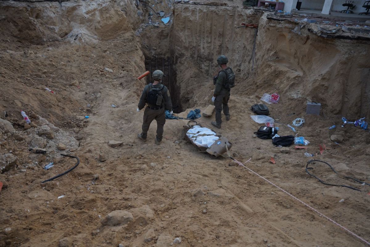 תיעוד מיוחד: כך חולצו גופותיהם של בכירי חמאס מביה״ח האירופאי