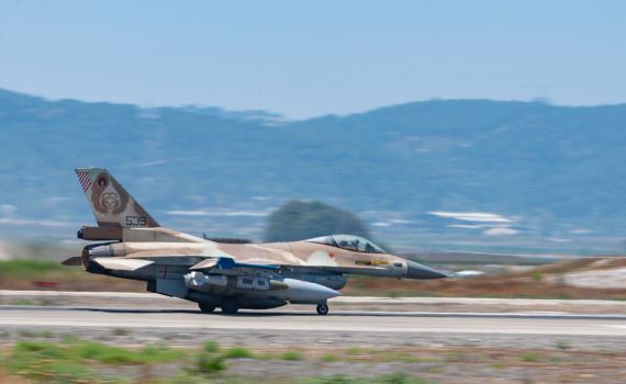 בזמן נאום נתניהו: חיל האוויר תקף תשתיות צבאיות בטהראן