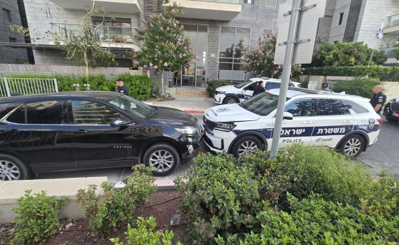 עם לוחית מזויפת: נעצרה חוליית גנבי רכב מיו"ש וכפר קרע