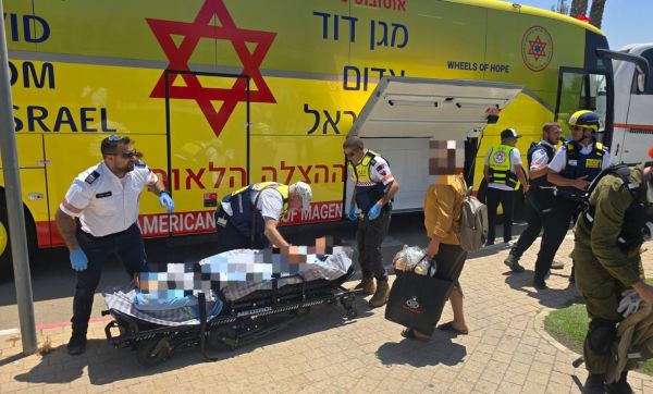 צפו: כך מפונים המאושפזים מסורוקה לבתי חולים אחרים