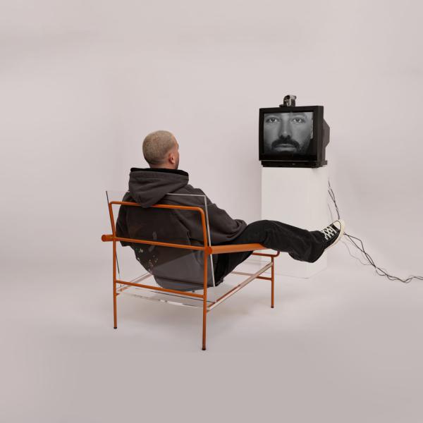 "קניתי לה טבעת": עומר אדם מוציא אלבום פרידה