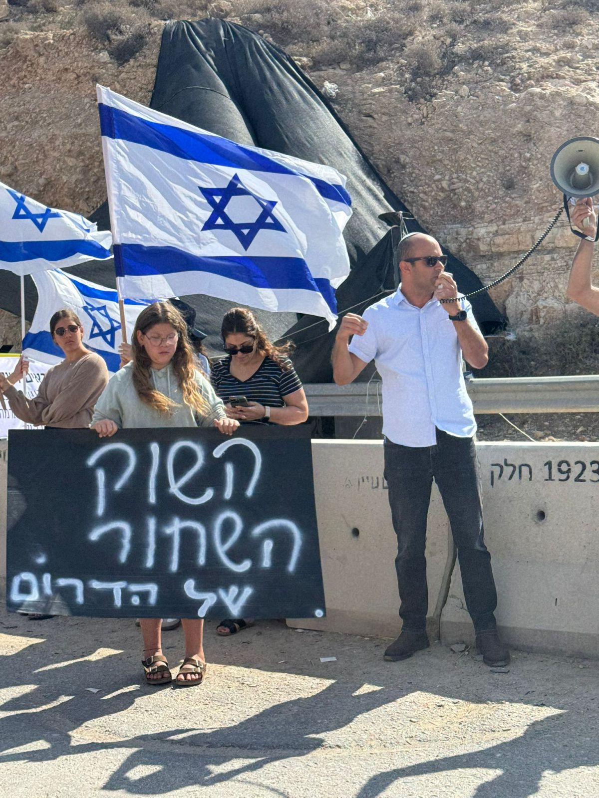 ראש המועצה נגד השוק הפיראטי: "סכנת חיים"