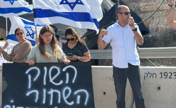 ראש המועצה נגד השוק הפיראטי: "סכנת חיים"