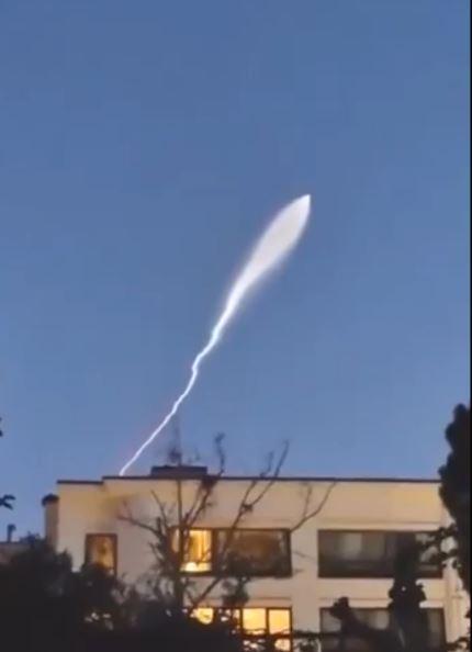 האיראנים ירו לראשונה טיל דו שלבי ארוך טווח