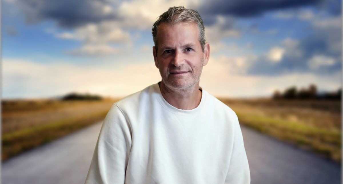 אחרי שהחלים ממחלה: תומר צימרמן בשיר אהבה לאשתו