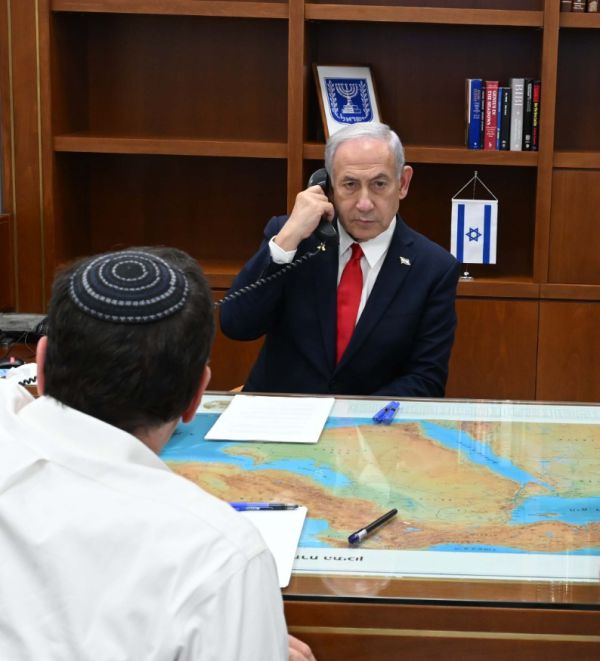 בעקבות הפגיעה בכנסייה: נתניהו שוחח עם האפיפיור