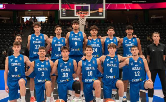 אחרי שסיים טורניר ללא הפסד: זה המאמן שחוזר לנבחרת ישראל