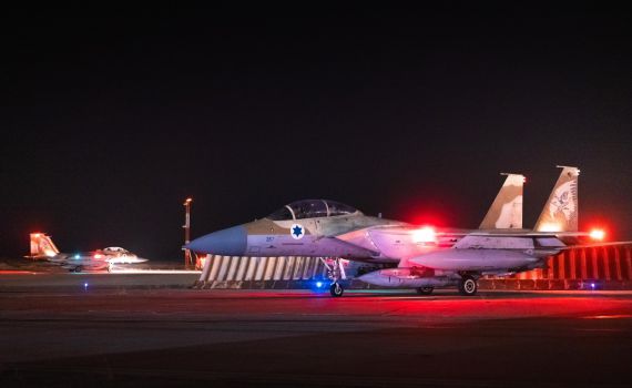 צה"ל תקף את מטה הגרעין באיראן | תיעוד מהתקיפות וההכנה