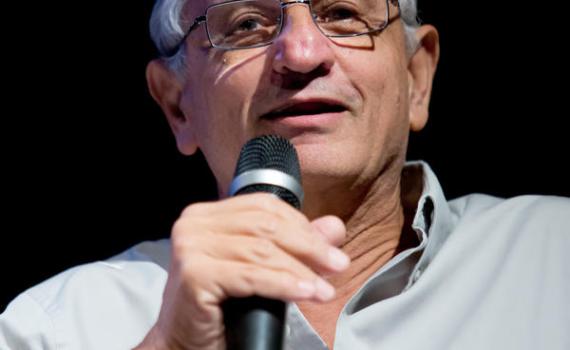 נחום ברנע: "הם מעדיפים שיהיה לאיראן גרעין ושביבי לא ינצח"