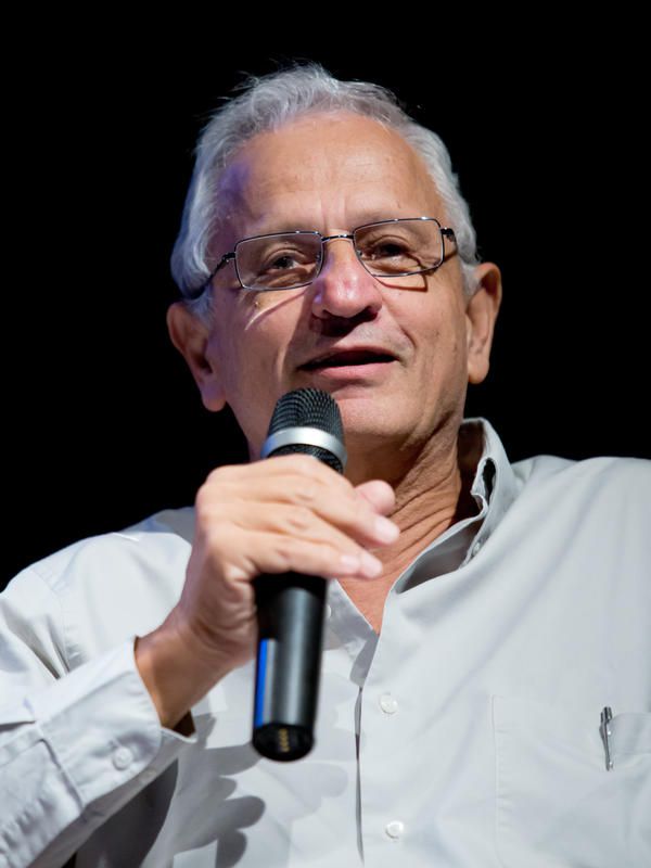 נחום ברנע: "הם מעדיפים שיהיה לאיראן גרעין ושביבי לא ינצח"