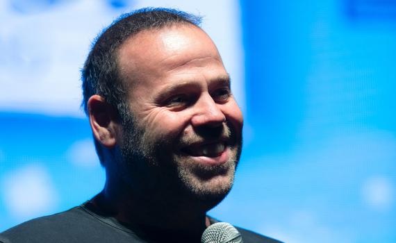 יום הולדת שמח: עשרה דברים שלא ידעתם על אדיר מילר