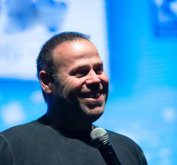 יום הולדת שמח: עשרה דברים שלא ידעתם על אדיר מילר