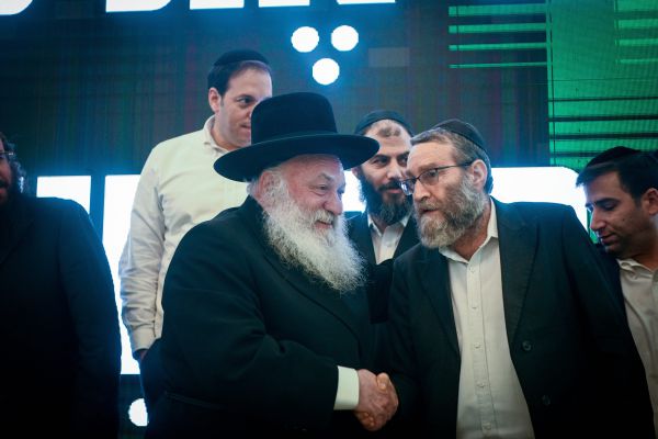 האולטימטום על חוק הגיוס פג והחרדים זועמים: "מורחים אותנו"