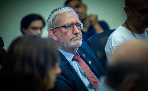 הבכיר הרפובליקני לסרוגים: "טראמפ לא הורה לטייסים לעשות דבר"