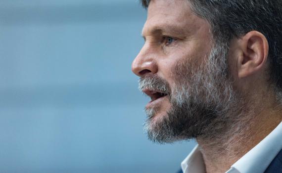 סמוטריץ’ משיב אש: "קיבלתי אחריות בלי סמכות"