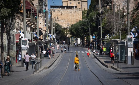 אל תגיעו לירושלים היום: פקקי ענק בדרך
