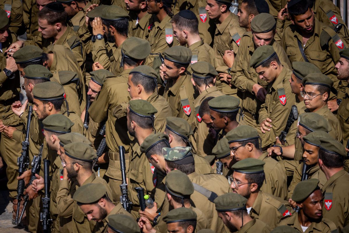 בעקבות המלחמה: השירות הצבאי של אלפי חיילים יוארך