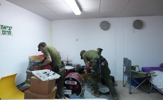 עשרות טילים שוגרו מאיראן: אזעקות בצפון, בשפלה ובירושלים