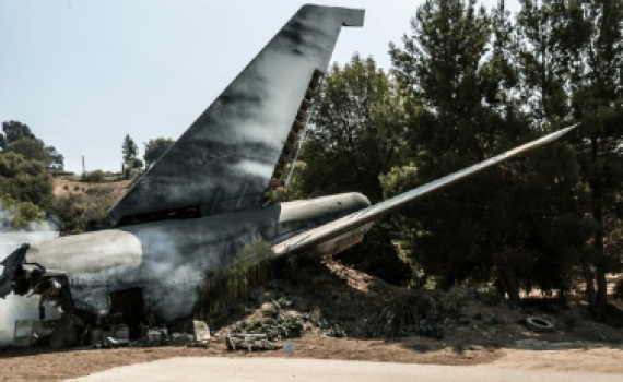 נס בהודו: לפחות שני שורדים בהתרסקות המטוס הקטלנית