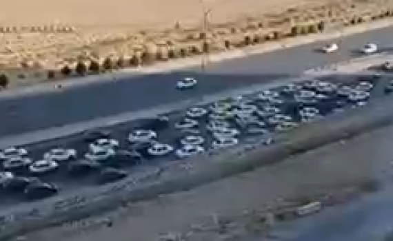 הבריחה הגדולה: עשרות אלפים נמלטים מטהראן