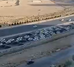 הבריחה הגדולה: עשרות אלפים נמלטים מטהראן