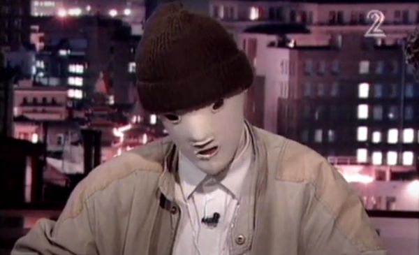 25 שנה אחרי ההתחזות: השרוף חוזר