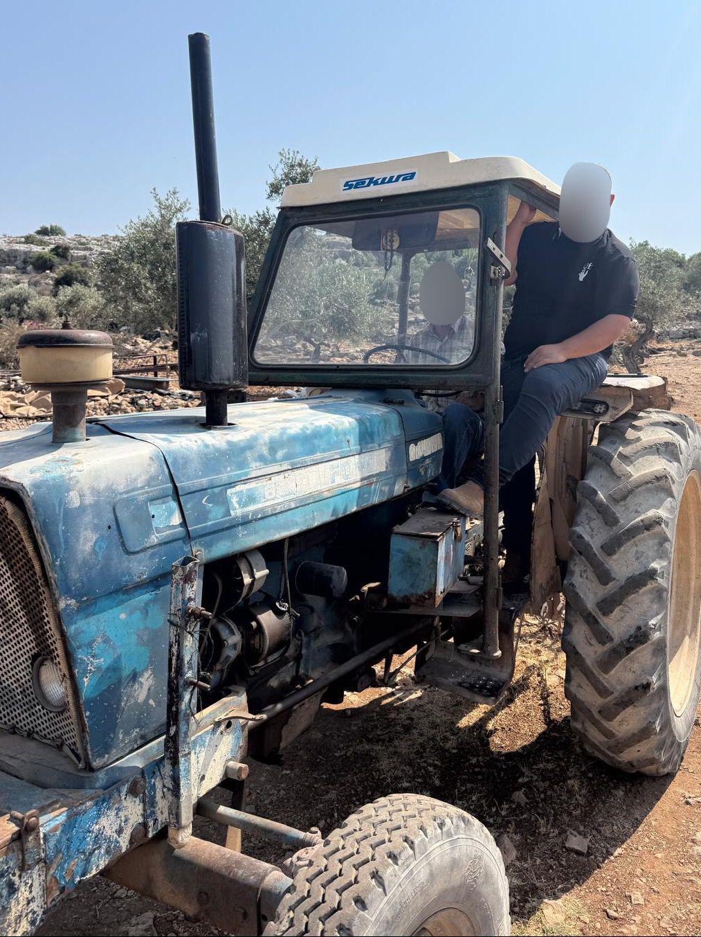 אחרי 24 שנים: הטרקטור הגנוב הוחזר לבעליו