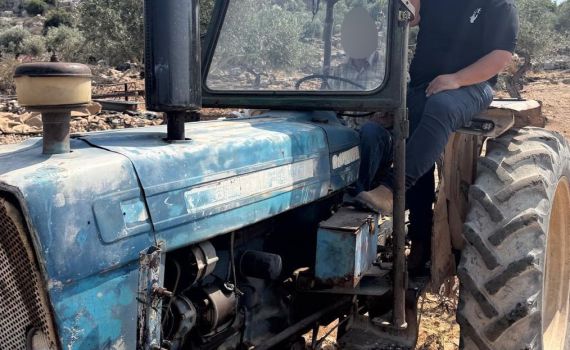אחרי 24 שנים: הטרקטור הגנוב הוחזר לבעליו