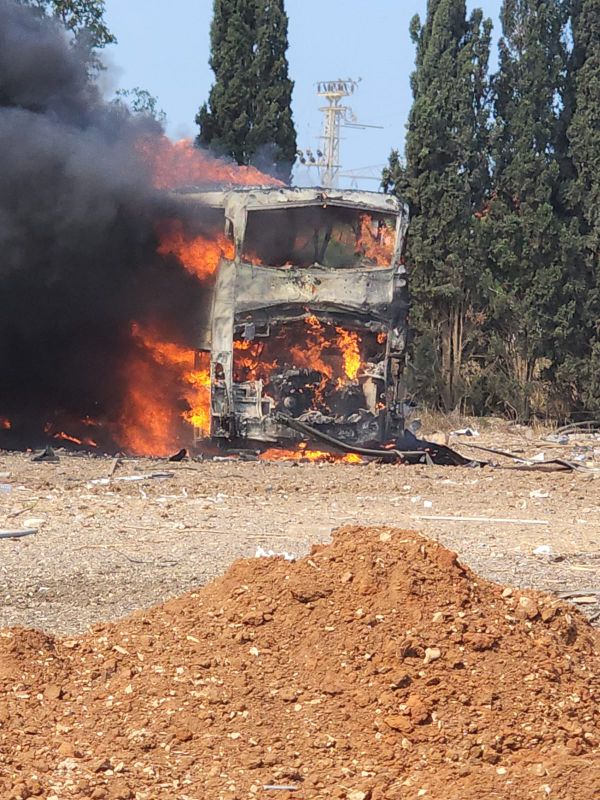 מטח הטילים מאיראן: דיווח על פגיעה ישירה בהרצליה