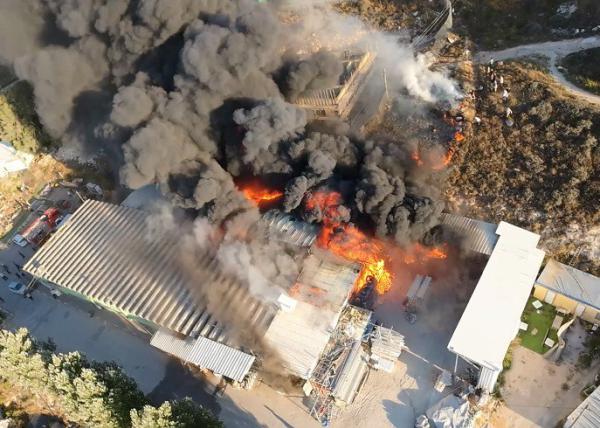 שריפה פרצה ביישוב יצהר, עשרות צוותי כיבוי פועלים במקום