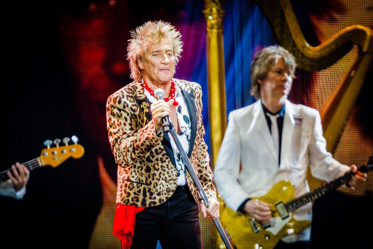 אוהב ישראל לשעבר: רוד סטיוארט טוען להשמדה בעזה