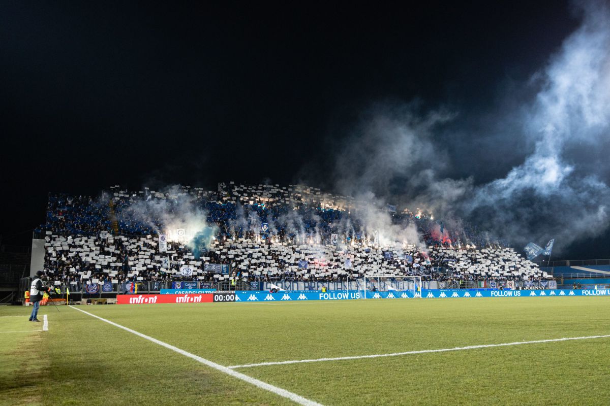 אחרי 114 שנים: מועדון הפאר פשט את הרגל