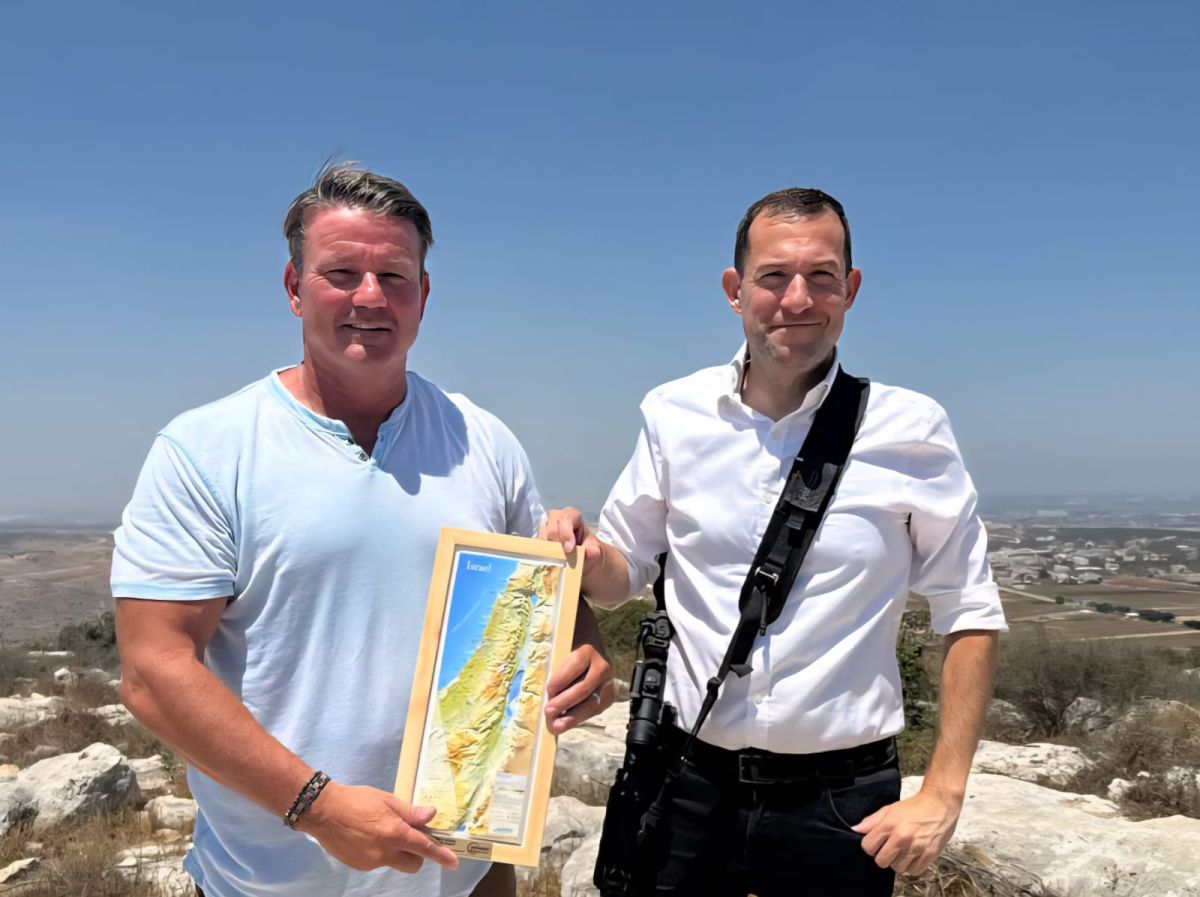 מ"אריות הים" לשומרון: הבכיר האמריקני שתומך בריבונות