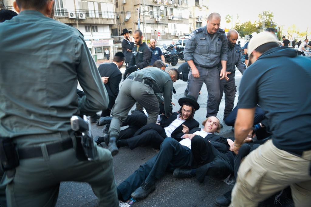 מעלים הילוך: האכיפה נגד עריקים חרדים מתרחבת