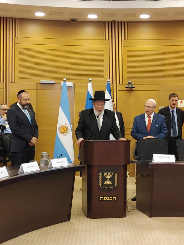 הרב הראשי על אנטישמיות: "ההישרדות של ישראל היא אלוקית"