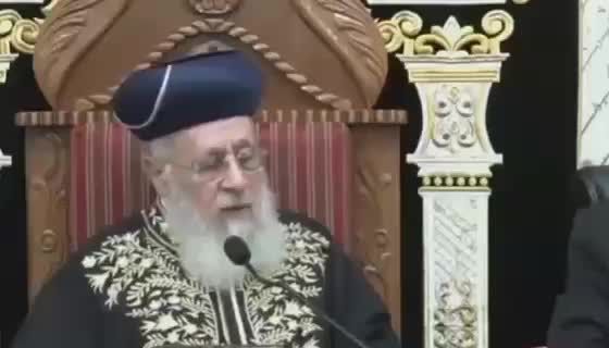 שינוי כיוון? הרב יצחק יוסף: בחור שלא לומד – שיתגייס