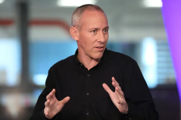 חילי טרופר מזועזע מהמחנה שלו: "איך דבר כזה קורה?"