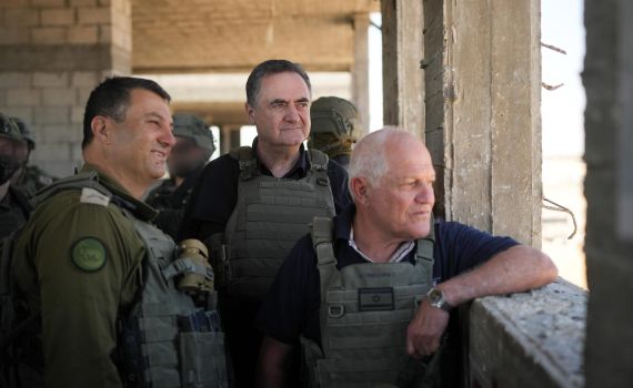 שר הביטחון נגד האלימות ביו"ש: "לא נשלים עם קומץ אנרכיסטים"