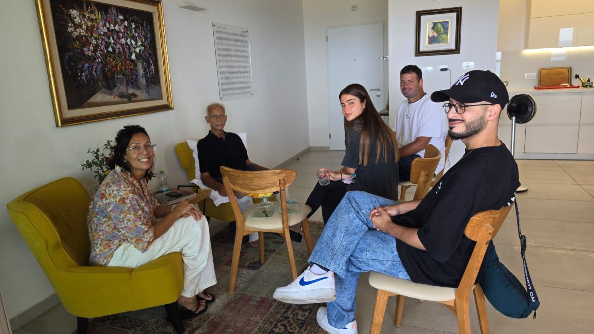 אחרי מופע ההתרמה: נועה קירל נפגשה עם מתי כספי | צפו