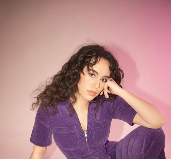 נועם קליינשטיין: "הפעם נגעתי ישר ברגש, בלי להתנצל"