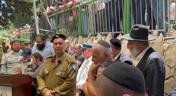 האם ספדה למשה פרש: "מהיום לא נוכל יותר לחגוג"