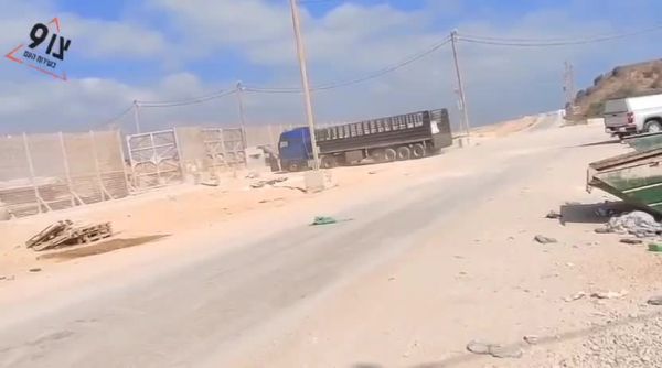 תיעוד: משאיות סיוע בסמוך למקום בו נהרגו לוחמי נצח יהודה