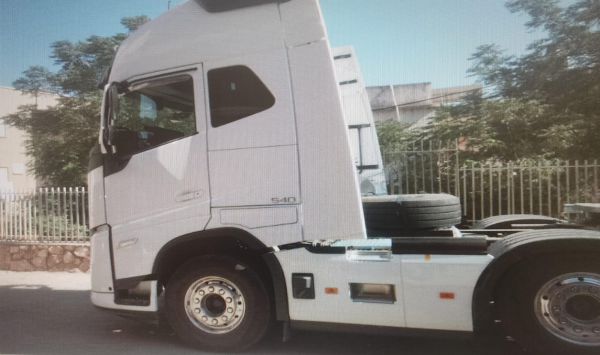 תיעוד מטורף: קטין נעצר בסוף מרדף אחרי שנהג במשאית