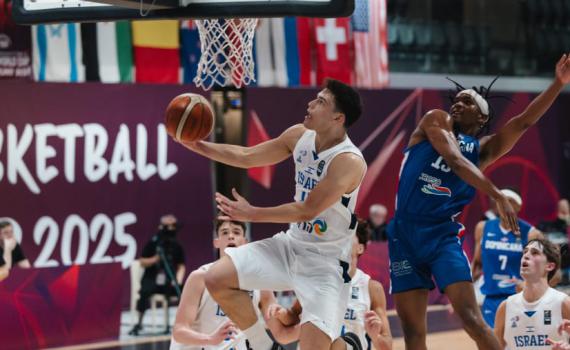 הישג לבחורים: נבחרת ישראל עלתה לשמינית הגמר