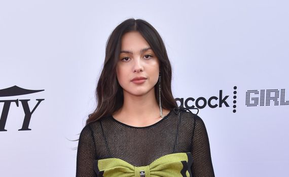 עוד זמרת יוצאת מהפלייליסט? אוליביה רודריגו תומכת בפלסטין